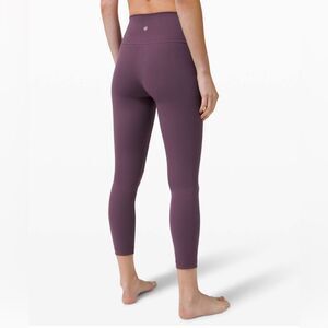 Lululemon Wunder Under High-Rise Tight 25" *Luxtreme
Grape Thistle Size 4